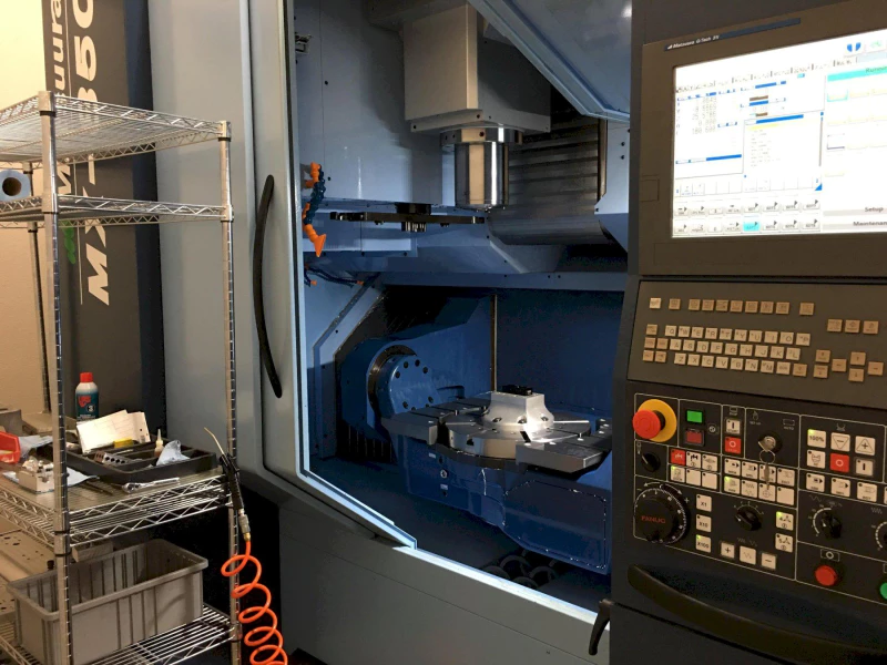 SP1016 Double Column Machining Center in action
